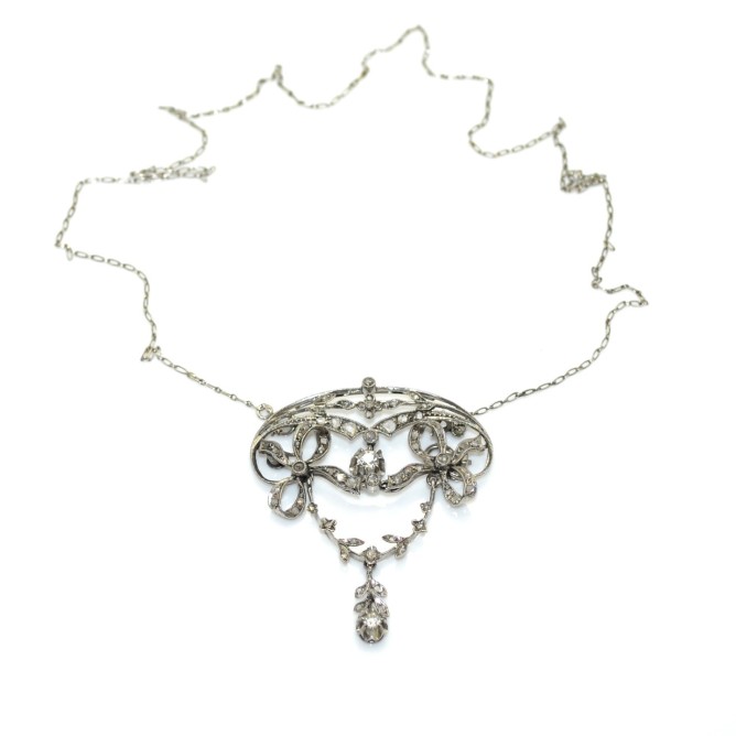 Pendentif Ancien Fleurs - Bijou Vintage Occasion - Sans Marque - Charmant Et Romantique