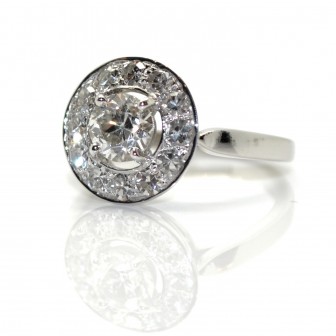 Bagues de fiançailles - Bague entourage diamants