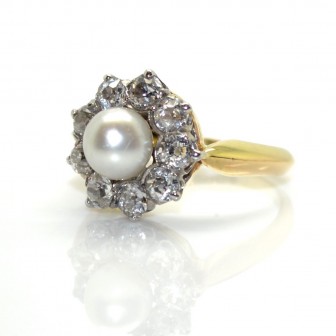 Bijoux anciens - Bague Pompadour perle fine et diamants 
