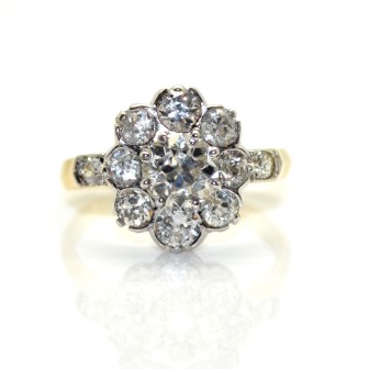 Créations - Bague Pompadour diamants 