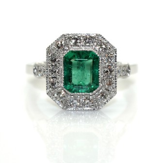 Bijoux récents - Bague émeraude et diamants