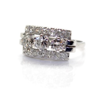 Bijoux anciens - Bague Art Déco diamants