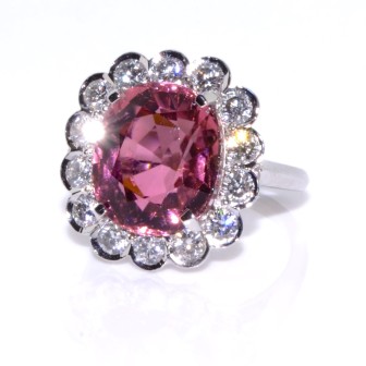 Bijoux récents - Bague entourage tourmaline rose et diamants