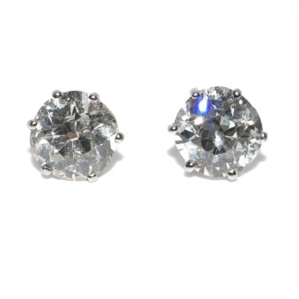 Bijoux Récents - Boucles d'oreilles (puces) diamants - 6,00 carats total