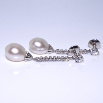 Bijoux anciens - Boucles d'oreilles pendantes diamants et perles