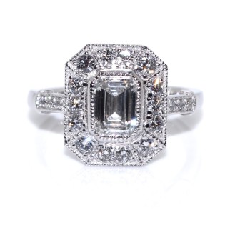 Bijoux récents - Bague diamant taille émeraude 