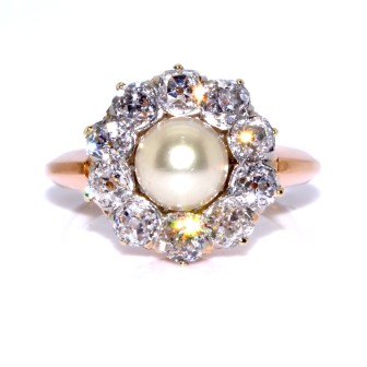Bijoux anciens - Bague Pompadour perle fine et diamants 