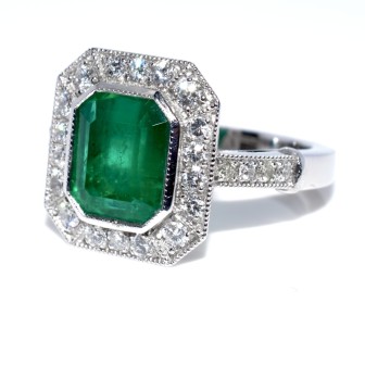 Bagues de fiançailles - Bague émeraude et diamants