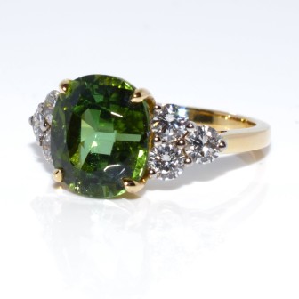 Créations - Bague tourmaline verte et diamants 