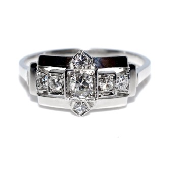 Bijoux anciens - Bague Art Déco diamants 