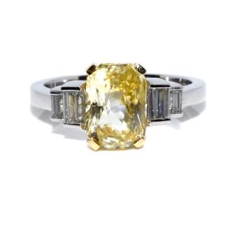 Bagues de fiançailles - Bague saphir jaune et diamants baguettes
