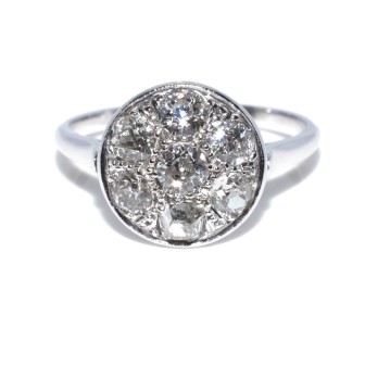 Bijoux anciens - Bague Art Déco entourage diamants
