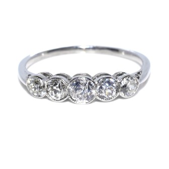 Bijoux anciens - Bague jarretière diamants 