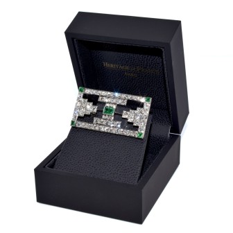 Bijoux anciens - Broche Art Deco en diamants et émeraudes
