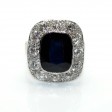 Bijoux anciens - Bague Art Déco en saphir et entourage diamants