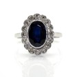 Bijoux anciens - Bague Art Déco en saphir et entourage diamants