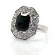 Bijoux anciens - Bague Art Déco en saphir et entourage diamants