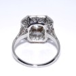 Bijoux anciens - Bague Art Déco entourage diamants