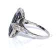 Bijoux anciens - Bague Art Déco en saphir et entourage diamants