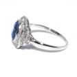 Bijoux anciens - Bague Art Déco en saphir et entourage diamants
