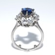 Bagues de fiançailles - Bague entourage en saphir et diamants
