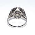 Bijoux anciens - Bague vintage entourage diamants