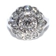 Bijoux anciens - Bague vintage entourage diamants