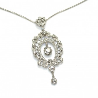 Colliers et pendentifs